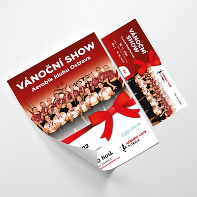 9/35    Plakát se vstupenkou na Vánoční show